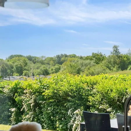 3 Bedroom Cozy In Vakantiehuis *